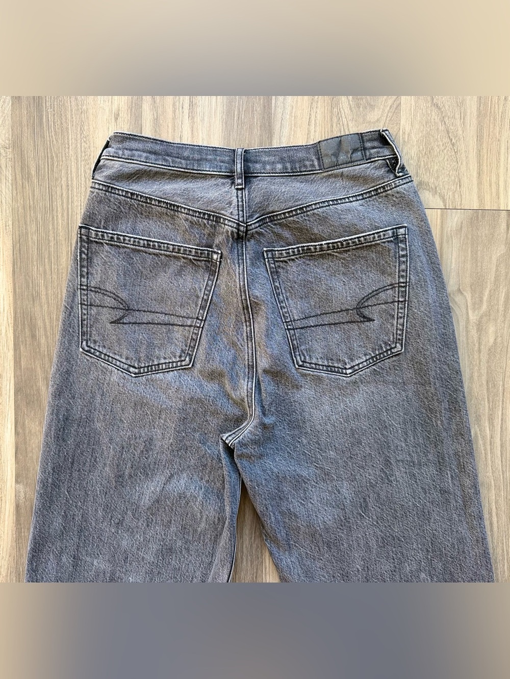 American Eagle Light Black High Rise Straight Leg Jeans Size 2 Regular - Picture 4 of 6